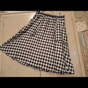 Black and white plaid Madewell Midi skirt